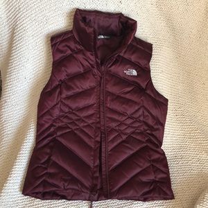 NWOT North Face puffer vest.